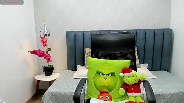 Sasha Grace online show from January 7, 7:38 pm