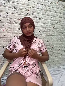 CelestSkyy online show from November 8, 6:29 pm