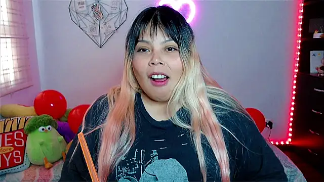 EllieMoonX online show from February 14, 10:06 pm