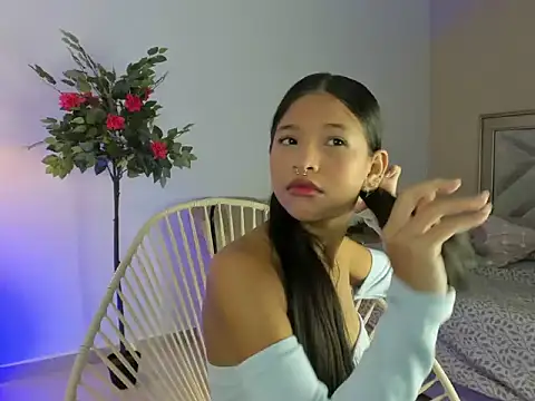 christine  khant online show from October 16, 3:40 am