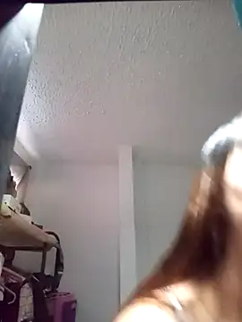 Natacha 02 online show from December 5, 9:00 pm