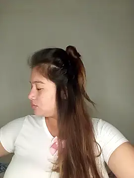 Natacha 02 online show from January 8, 8:05 am