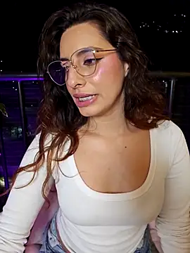 Meganthomson online show from February 28, 2:56 am