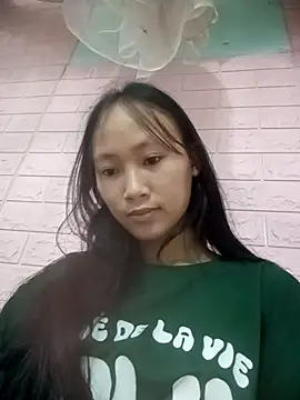 Snapshot of minachao- chatting on April 1, 12:50 pm minachao- online show from April 1, 12:50 pm