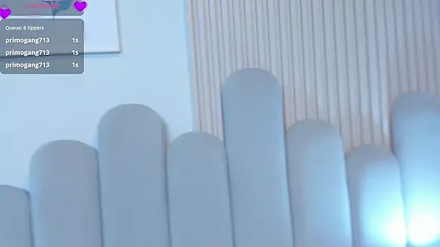 luly dreams online show from March 24, 11:26 am