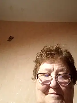 Snapshot of Katherine735 chatting on May 1, 7:29 pm Katherine735 online show from May 1, 7:29 pm