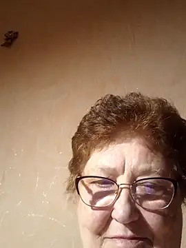 Snapshot of Katherine735 chatting on May 24, 6:24 pm Katherine735 online show from May 24, 6:24 pm