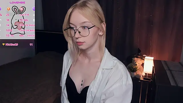 CleoStier online show from October 9, 7:23 pm