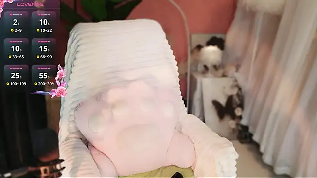 feifei1 L online show from April 22, 8:06 am