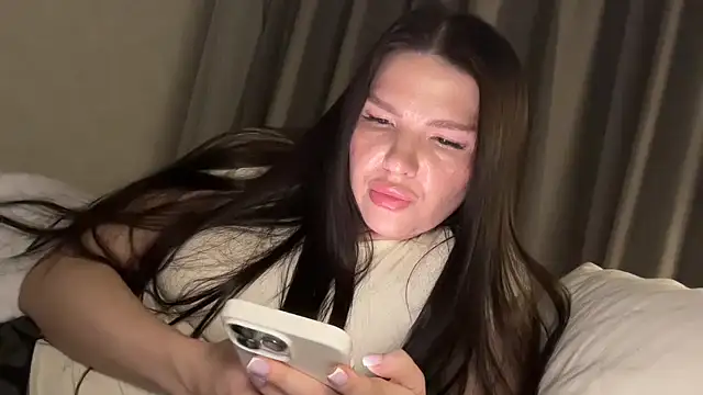 Seysolia online show from April 17, 10:24 pm