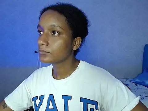 Snapshot of millysweetass chatting on November 11, 1:44 pm millysweetass online show from November 11, 1:44 pm