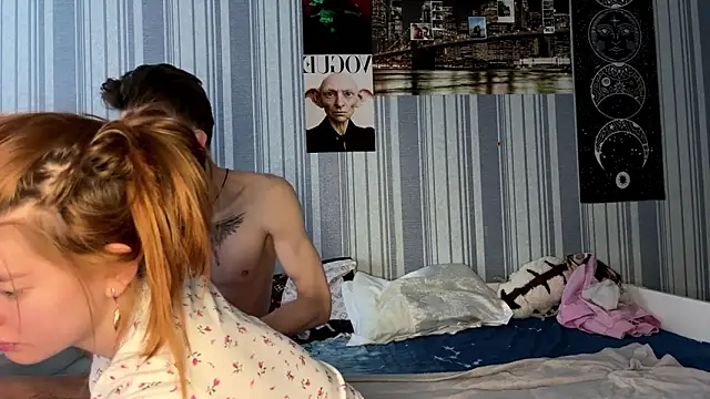 EmiliaCouple online show from March 6, 6:21 am