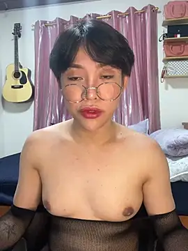 Snapshot of Keyka15 chatting on February 12, 3:51 pm Keyka15 online show from February 12, 3:51 pm