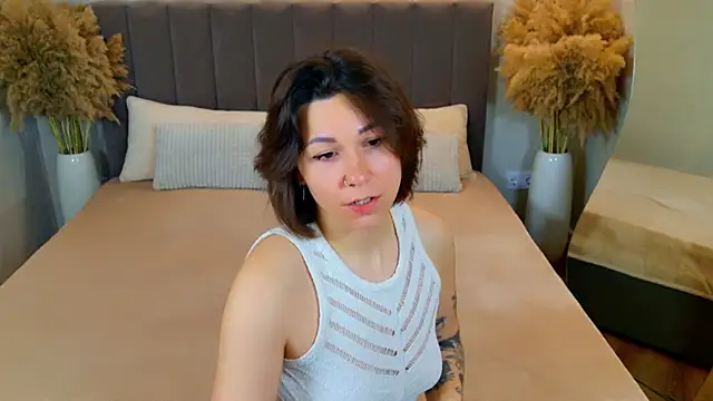 Snapshot of EdenSolis chatting on May 23, 9:46 am EdenSolis online show from May 23, 9:46 am