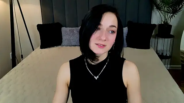 Snapshot of BaileeLynn chatting on May 6, 12:21 pm BaileeLynn online show from May 6, 12:21 pm