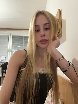 Snapshot of JudithCarly chatting on November 5, 10:21 pm JudithCarly online show from November 5, 10:21 pm