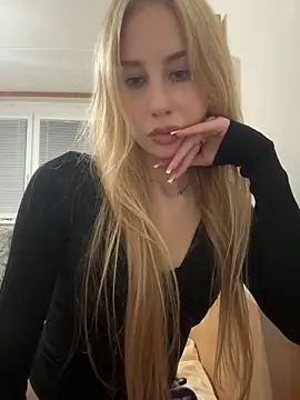 Snapshot of JudithCarly chatting on November 10, 10:09 pm JudithCarly online show from November 10, 10:09 pm