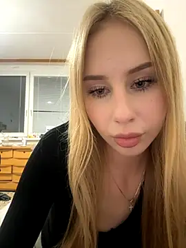 Snapshot of JudithCarly chatting on November 14, 4:28 pm JudithCarly online show from November 14, 4:28 pm