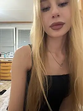 Snapshot of JudithCarly chatting on December 2, 9:32 pm JudithCarly online show from December 2, 9:32 pm