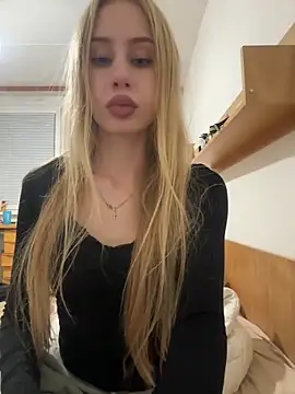 Snapshot of JudithCarly chatting on December 21, 10:17 pm JudithCarly online show from December 21, 10:17 pm