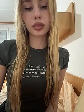 Snapshot of JudithCarly chatting on February 1, 10:41 pm JudithCarly online show from February 1, 10:41 pm