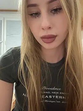 Snapshot of JudithCarly chatting on February 2, 9:35 pm JudithCarly online show from February 2, 9:35 pm