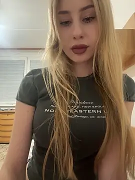 Snapshot of JudithCarly chatting on February 12, 10:05 pm JudithCarly online show from February 12, 10:05 pm