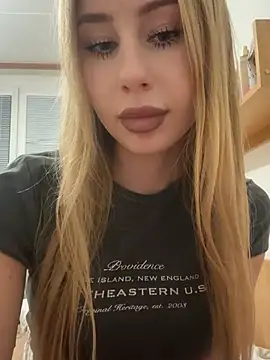 Snapshot of JudithCarly chatting on February 18, 10:28 pm JudithCarly online show from February 18, 10:28 pm