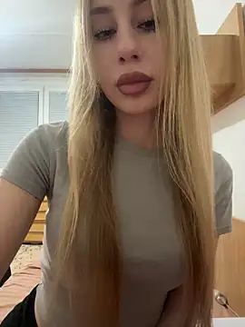 Snapshot of JudithCarly chatting on February 25, 10:19 pm JudithCarly online show from February 25, 10:19 pm