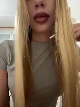 Snapshot of JudithCarly chatting on March 19, 10:25 pm JudithCarly online show from March 19, 10:25 pm