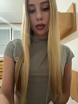 Snapshot of JudithCarly chatting on March 24, 10:37 pm JudithCarly online show from March 24, 10:37 pm