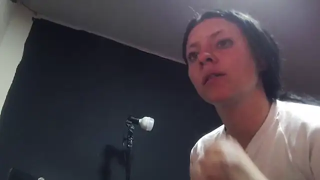 Snapshot of Liastark chatting on March 3, 7:42 pm Liastark online show from March 3, 7:42 pm