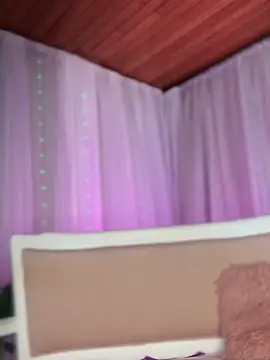 Swweet Miia1 online show from October 26, 8:37 pm