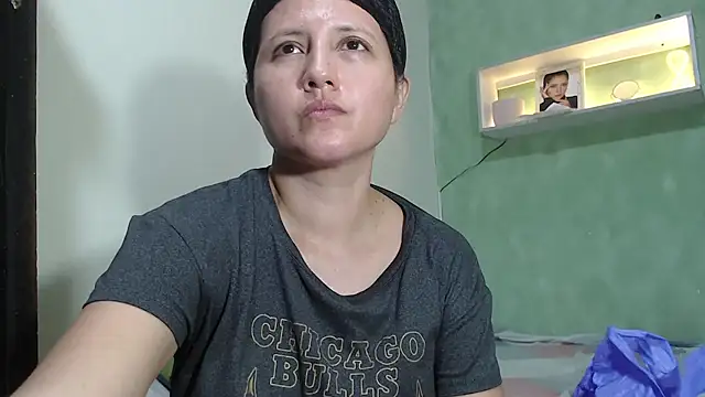 Renata Rivas online show from July 14, 4:06 am