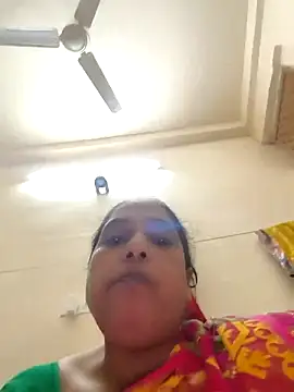 Snapshot of Khushi-20 chatting on October 28, 6:39 am Khushi-20 online show from October 28, 6:39 am