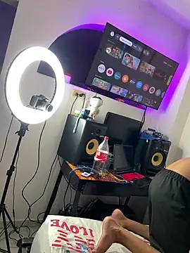 AnyRUSSO online show from February 14, 4:09 am