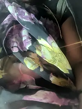 Snapshot of rasmi_powar chatting on November 7, 3:34 pm rasmi powar online show from November 7, 3:34 pm