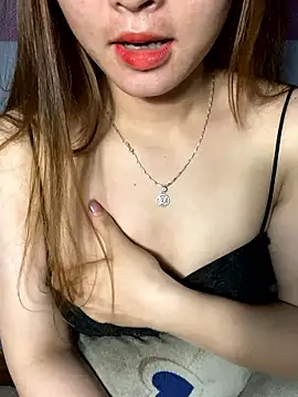 Yan 50299 online show from May 7, 6:24 pm