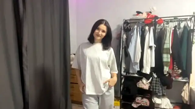 ElsieZuno online show from October 12, 3:22 pm