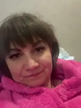 Butterfly8385 online show from March 9, 8:46 pm