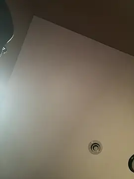 Snapshot of Brooklyn1987 chatting on March 28, 9:20 am Brooklyn1987 online show from March 28, 9:20 am