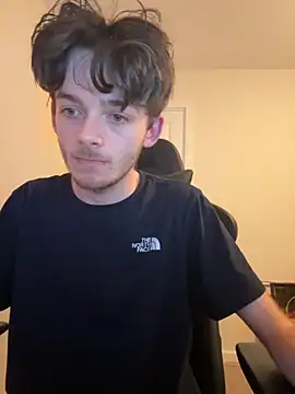 Snapshot of Hothungboy1 chatting on October 19, 9:15 pm Hothungboy1 online show from October 19, 9:15 pm