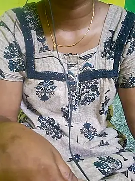 Snapshot of tamil_kanaka chatting on May 8, 5:13 am tamil kanaka online show from May 8, 5:13 am