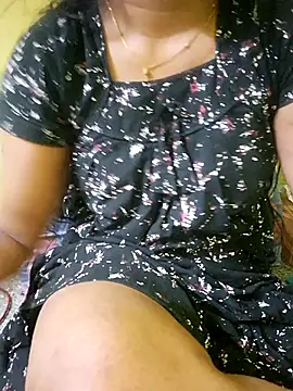Snapshot of tamil_kanaka chatting on July 29, 10:02 am tamil kanaka online show from July 29, 10:02 am