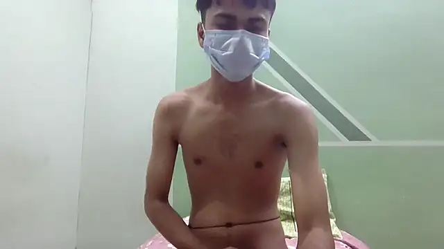 Snapshot of lil-twink19 chatting on November 1, 5:48 pm lil-twink19 online show from November 1, 5:48 pm