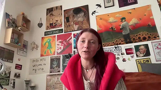 PauliinaBlue online show from October 22, 1:55 pm