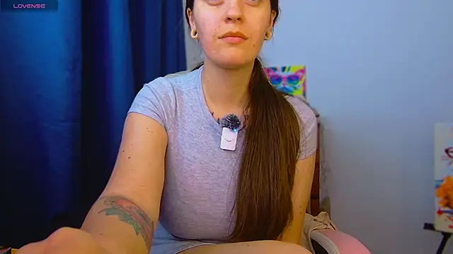 Snapshot of Ann_mikela chatting on May 24, 6:24 pm Ann mikela online show from May 24, 6:24 pm