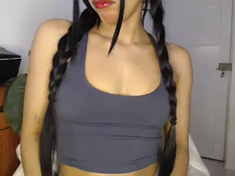 Snapshot of rositaaaa12 chatting on April 9, 4:12 pm rositaaaa12 online show from April 9, 4:12 pm