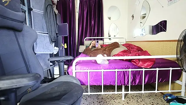 maddy kinky online show from October 12, 1:21 pm