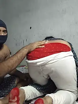 Snapshot of Yourchuddakadbhabhi chatting on August 8, 5:04 pm Yourchuddakadbhabhi online show from August 8, 5:04 pm